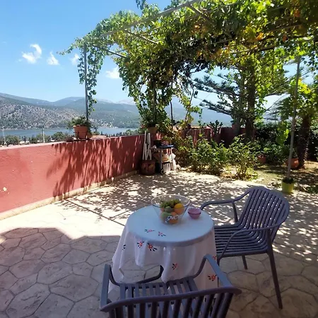 Odysseus Cozy Seaview *